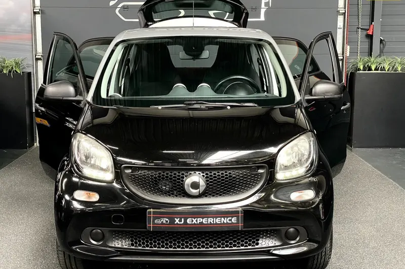 Smart ForFour (2016)
