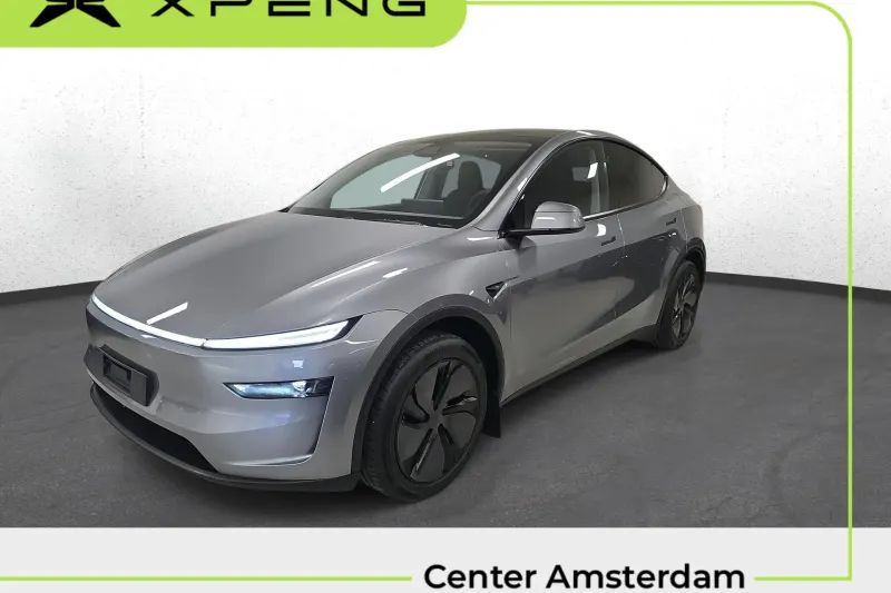 Tesla Model Y (2025)