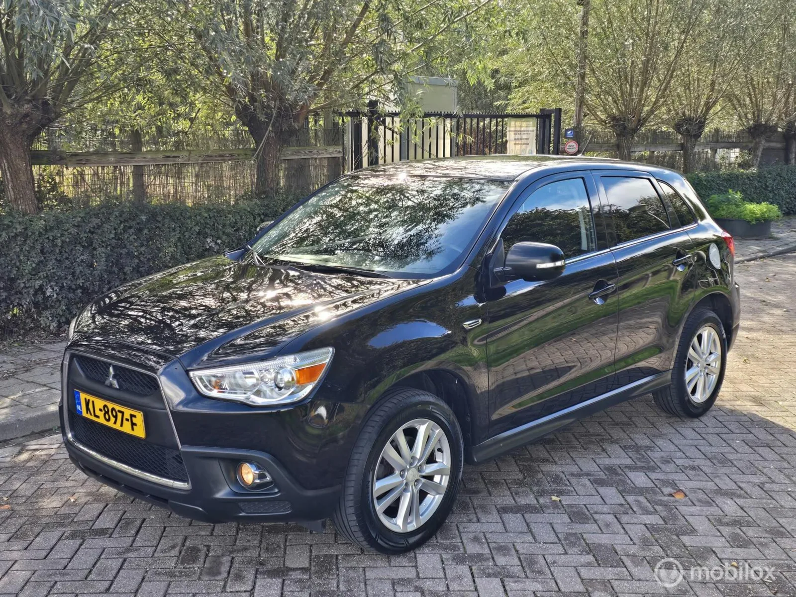 Mitsubishi ASX (2011) — foto 1