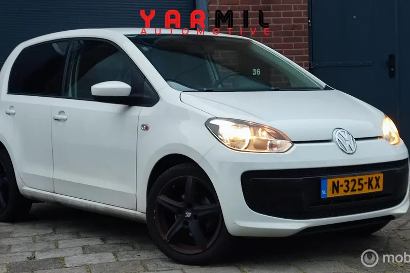 Volkswagen Up! (2013)