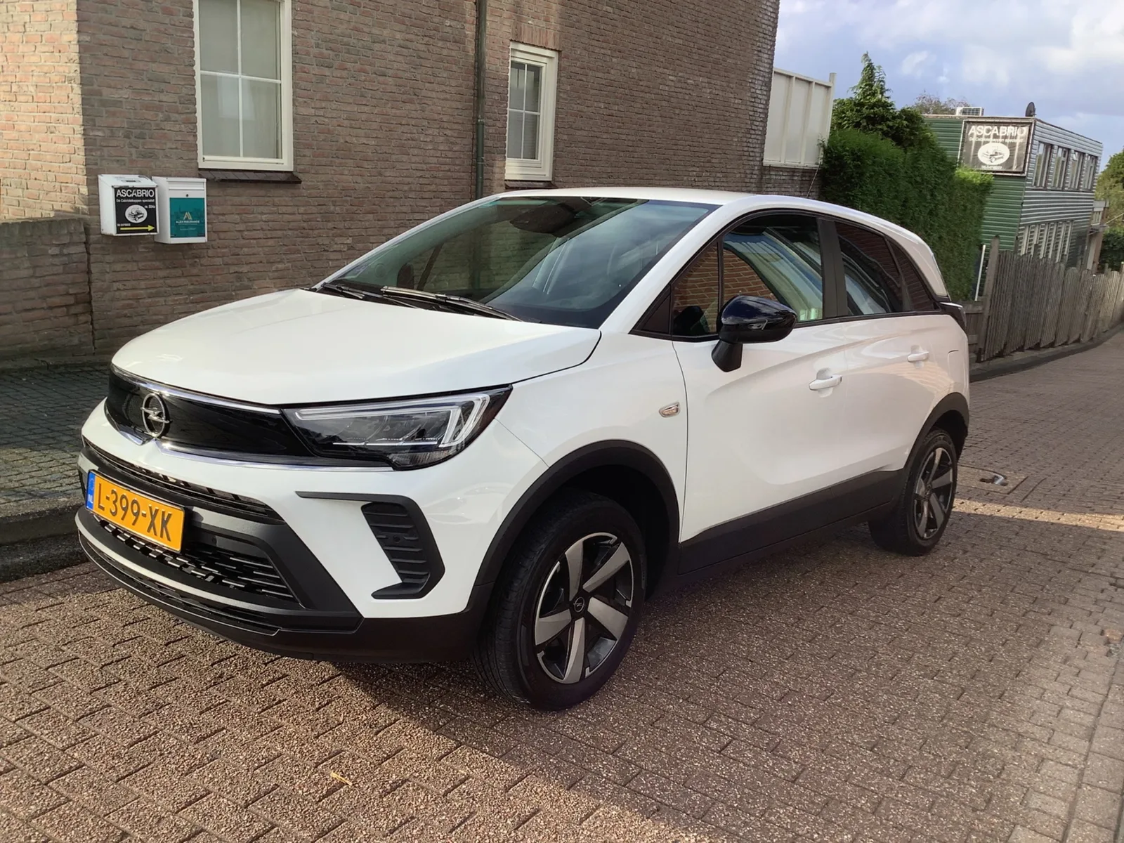 Opel Crossland (2021) — foto 1