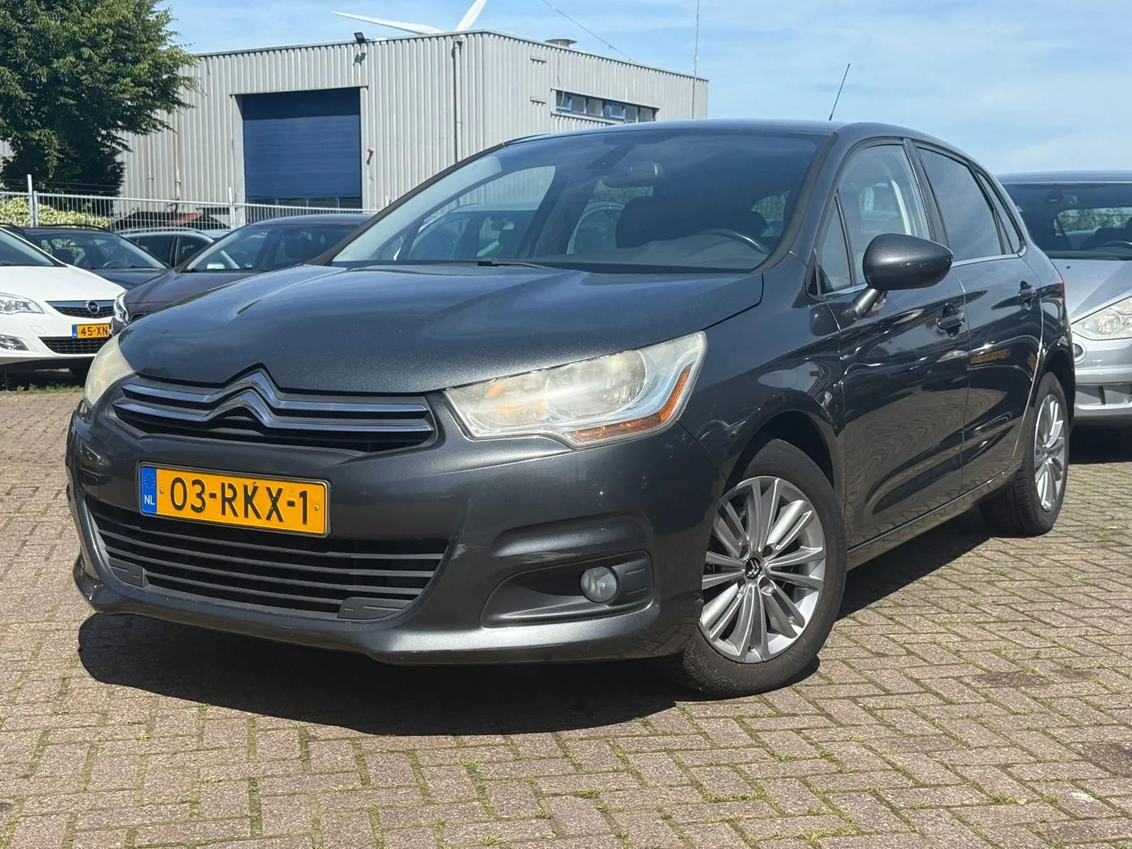 Citroën C4 (2011) — foto 1