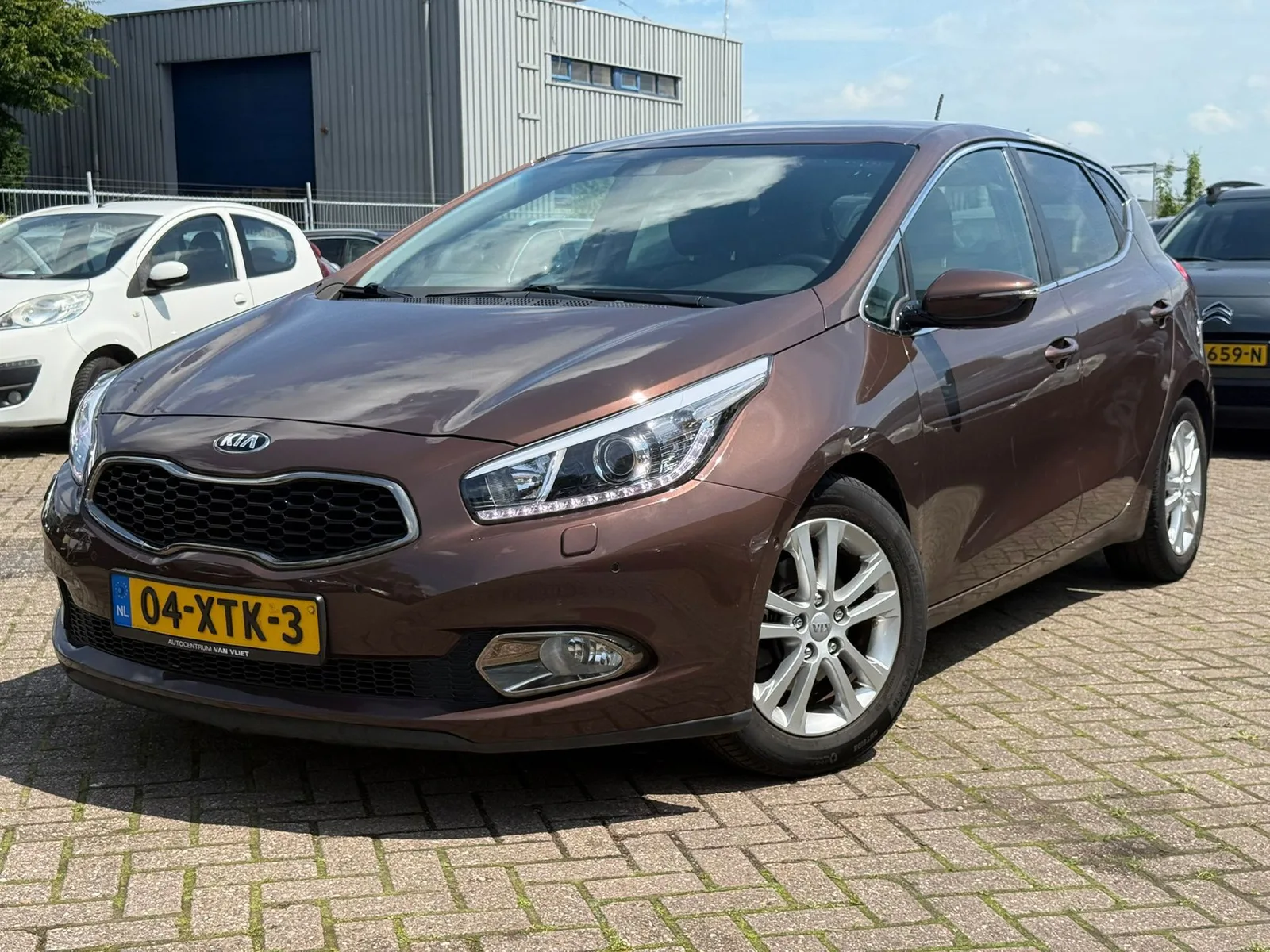 Kia Cee'd (2012) — foto 1