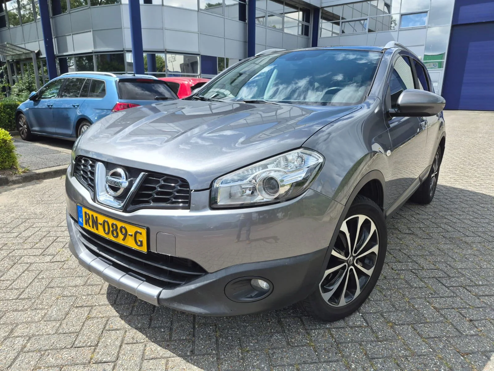 Nissan Qashqai (2012) — foto 1
