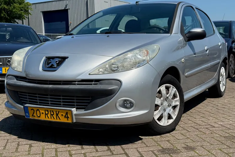 Peugeot 206 (2011)