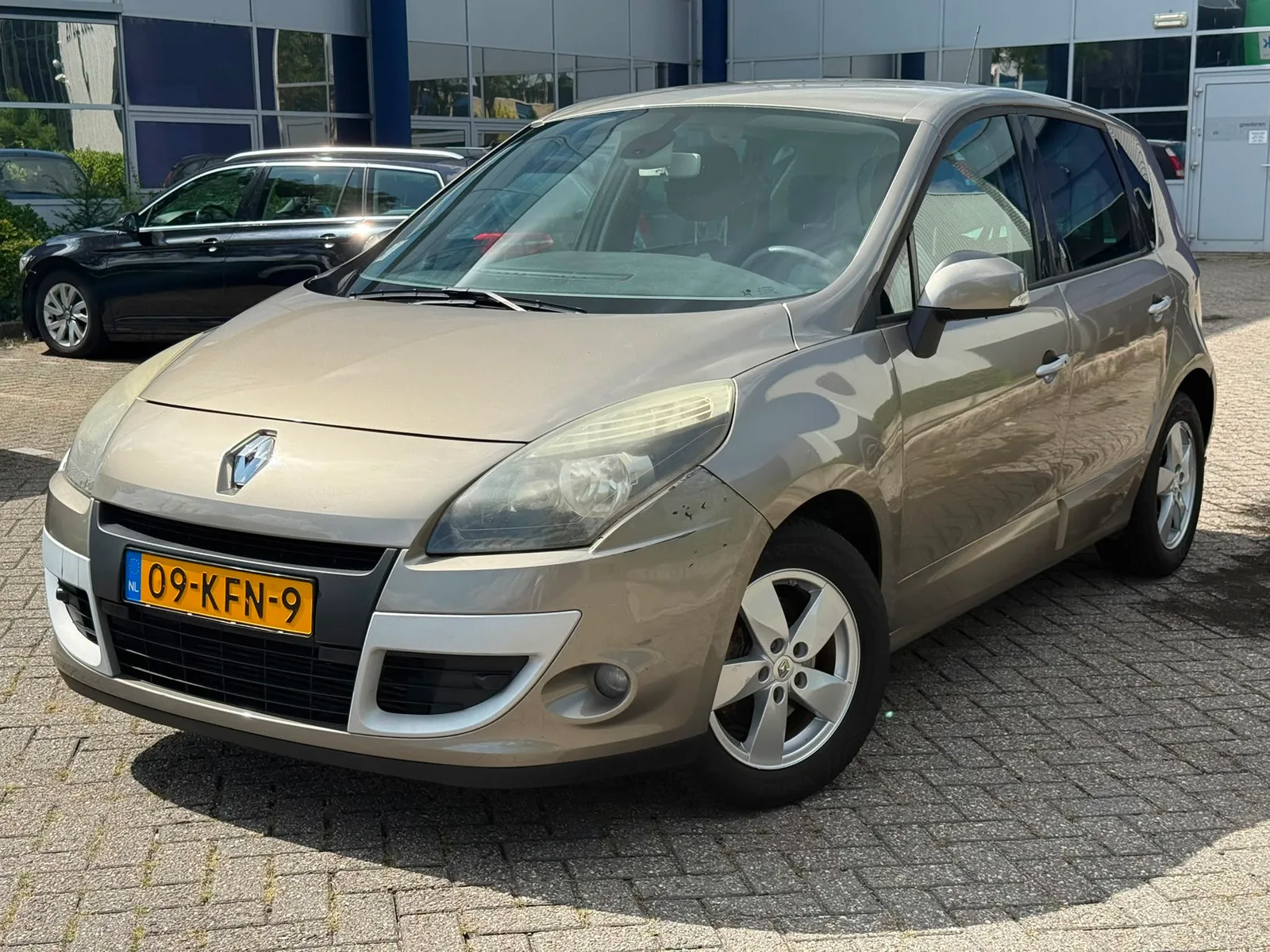 Renault Scénic (2009) — foto 1