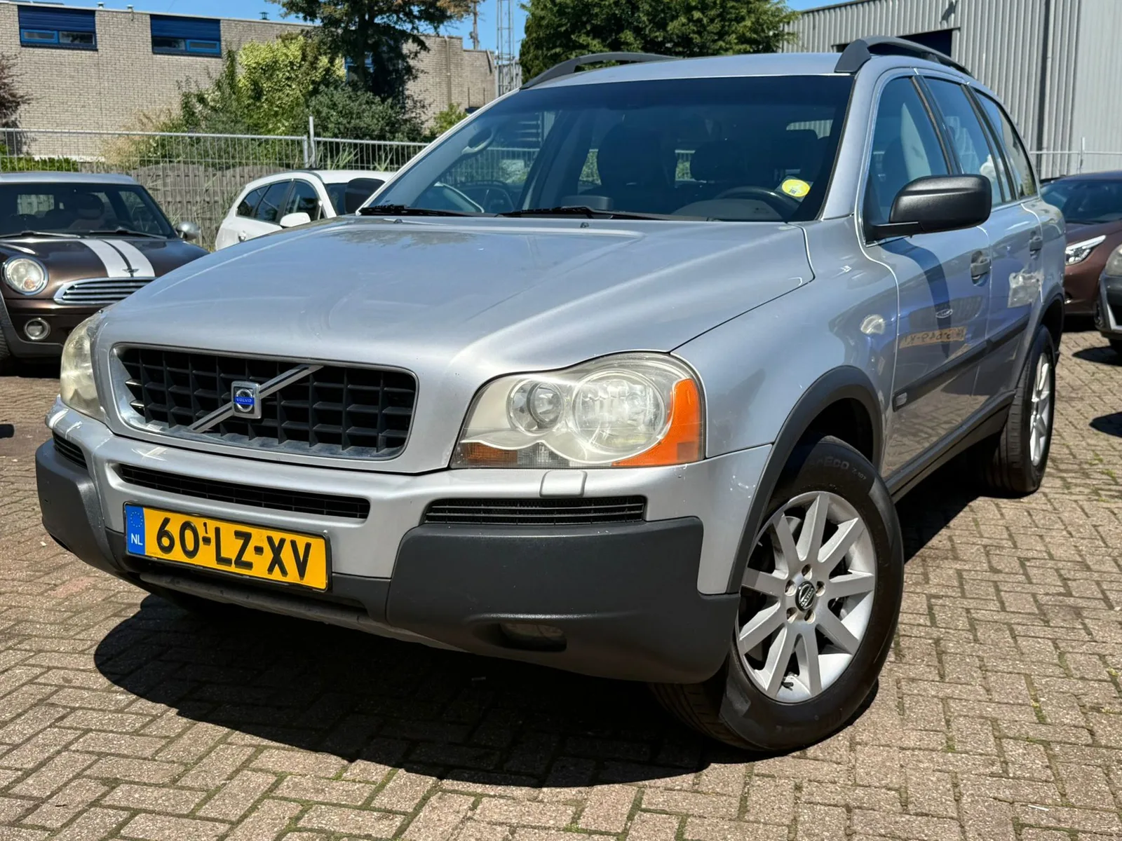 Volvo XC90 (2003) — foto 1