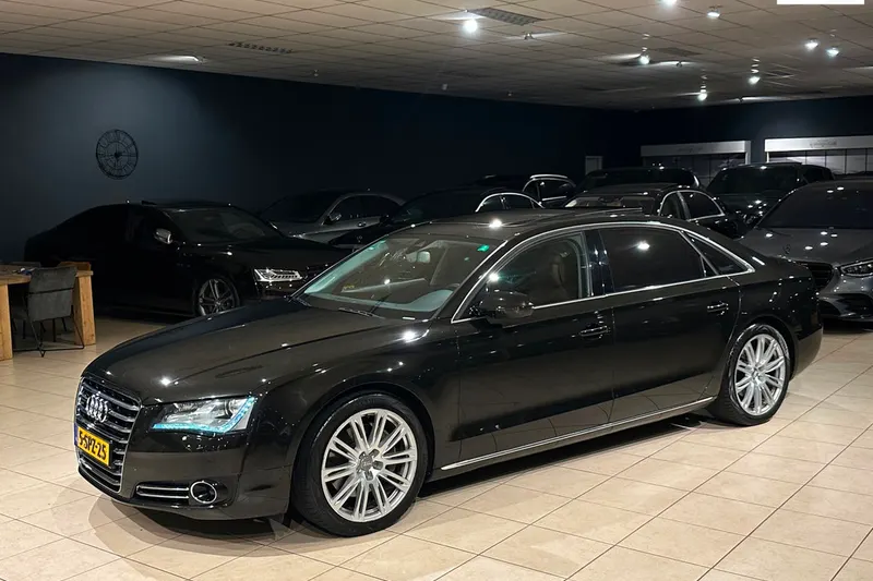 Audi A8 (2013)