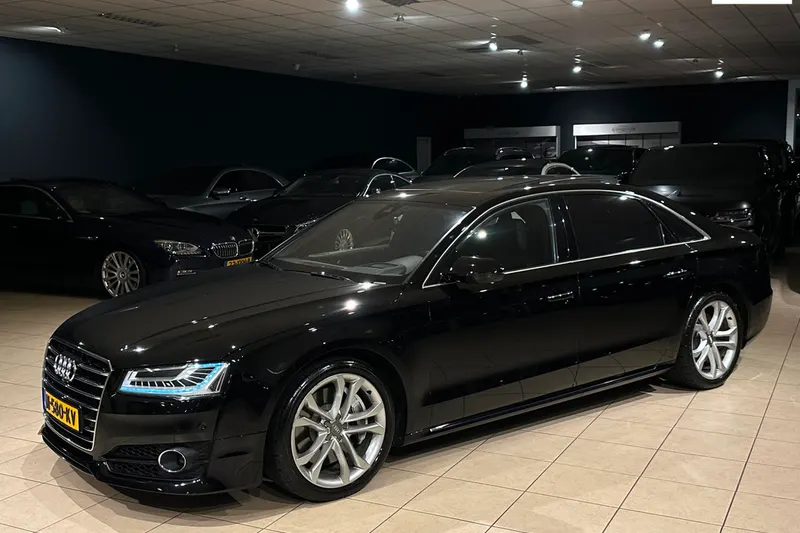 Audi A8 (2016)