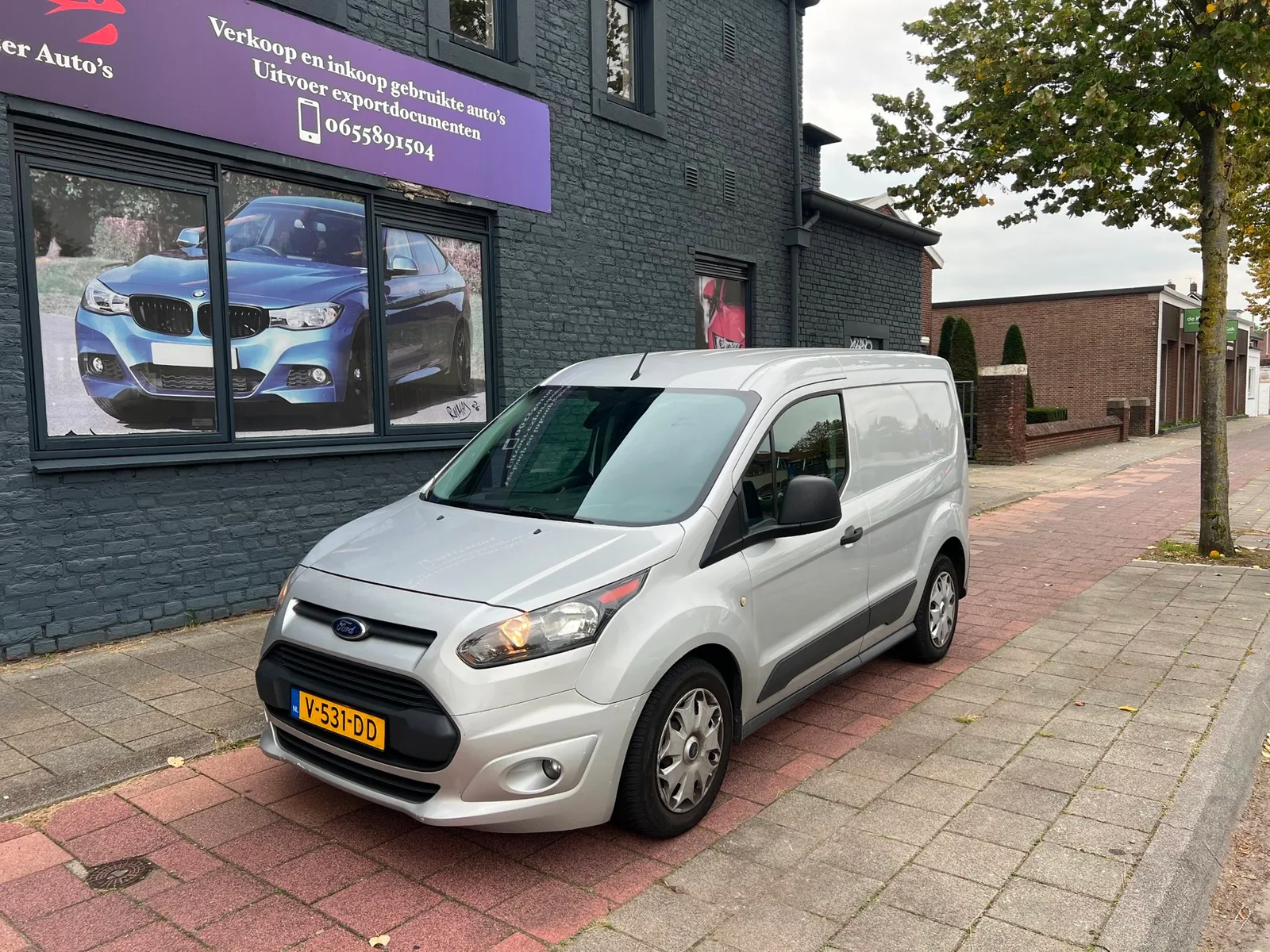 Ford Transit Connect (2016) — foto 1