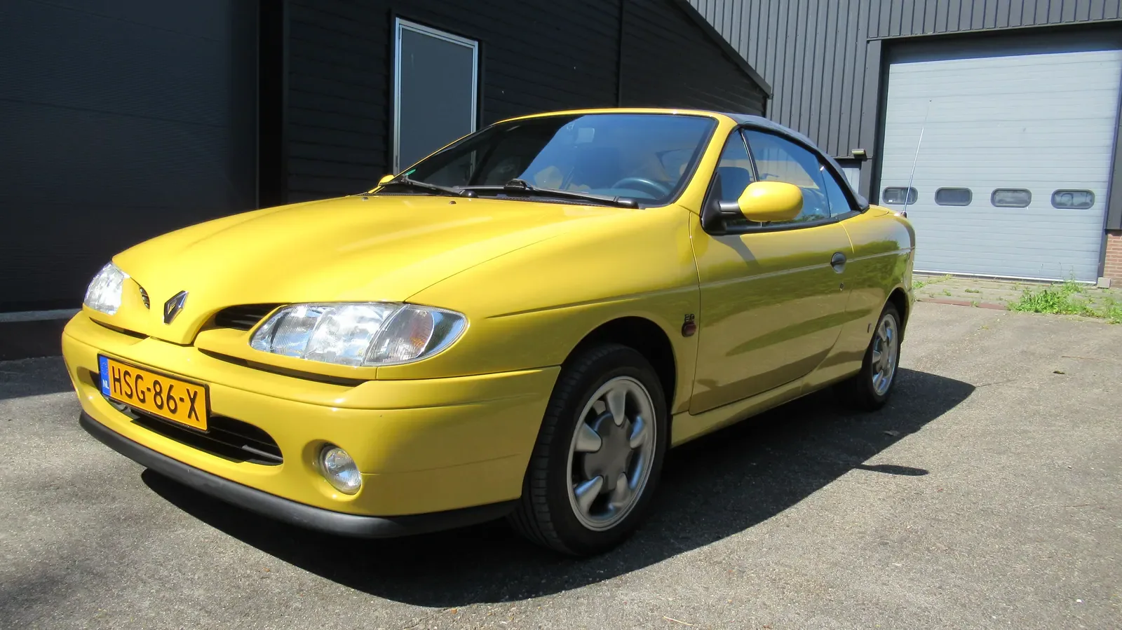 Renault Mégane (1998) — foto 1