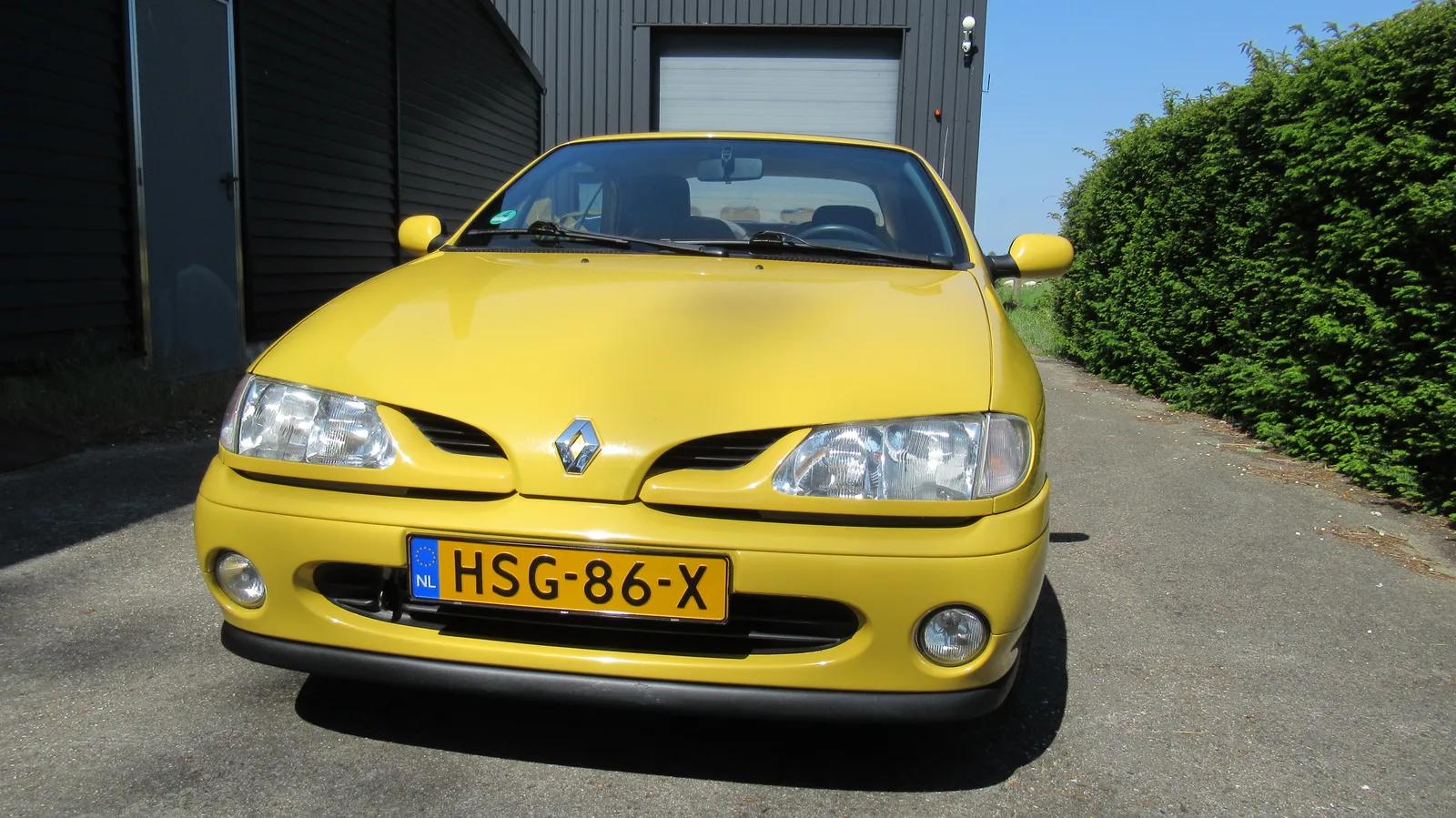 Renault Mégane (1998) — foto 1