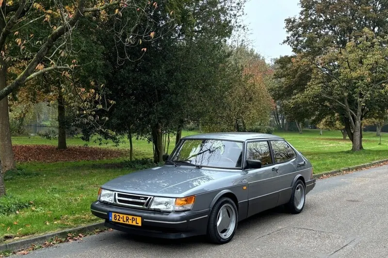 Saab 900 (1992)