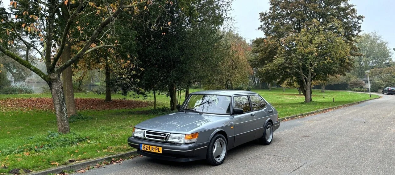 Saab 900 (1992) — foto 1