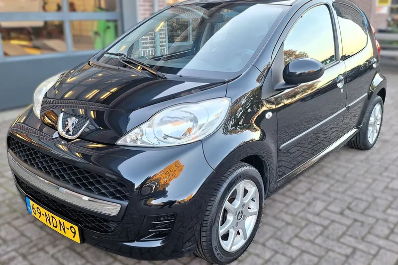 Peugeot 107 (2010)