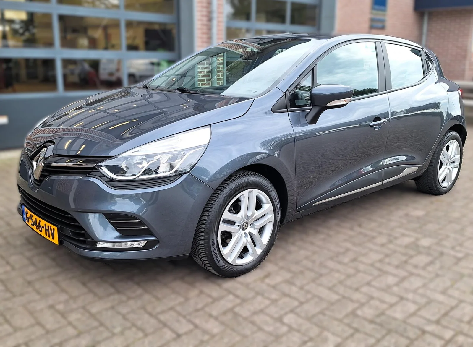 Renault Clio (2019) — foto 1