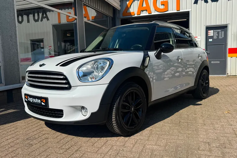 MINI Countryman (2011)