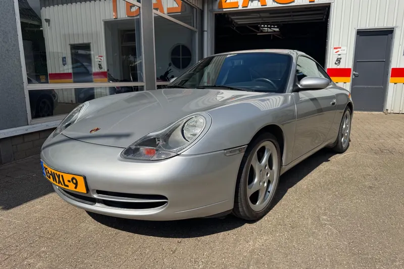 Porsche 911 (2001)