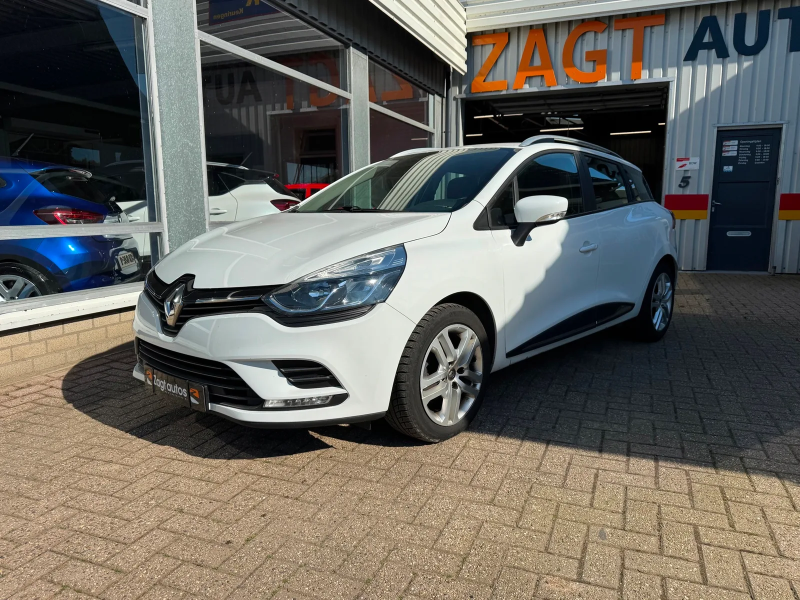 Renault Clio (2019) — foto 1