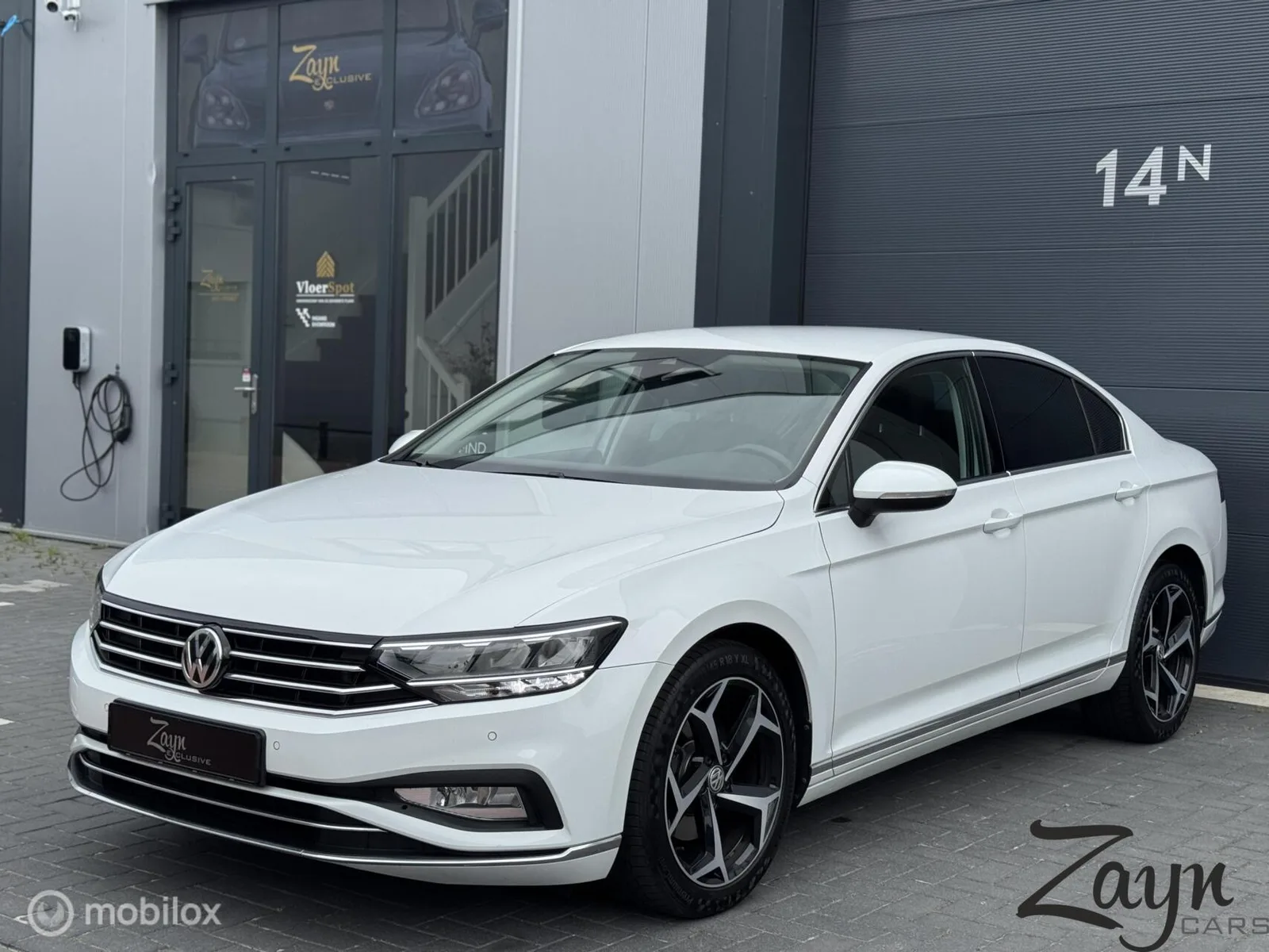 Volkswagen Passat (2019) — foto 1
