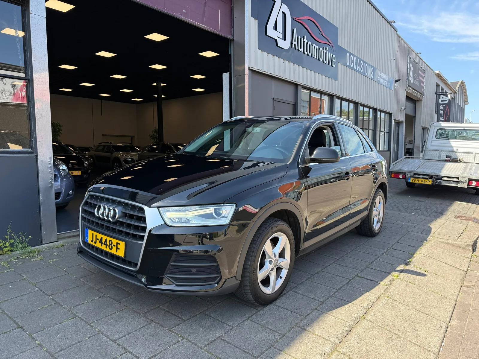 Audi Q3 (2016) — foto 1