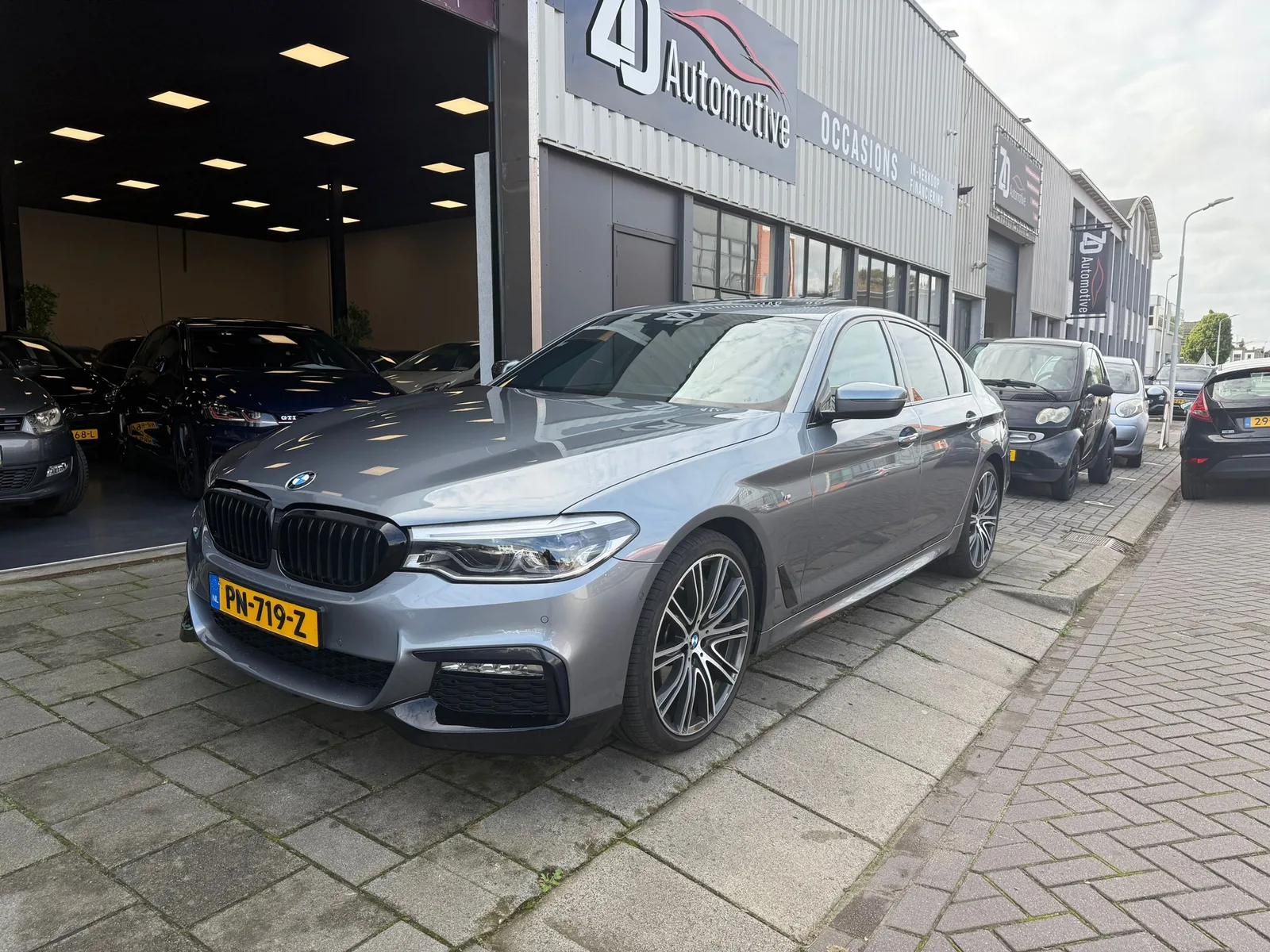 BMW 5-Serie (2017) — foto 1