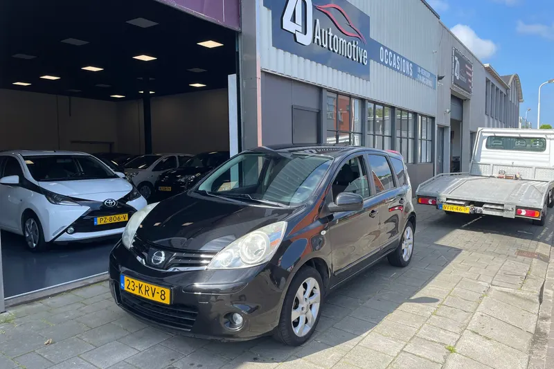 Nissan Note (2010)