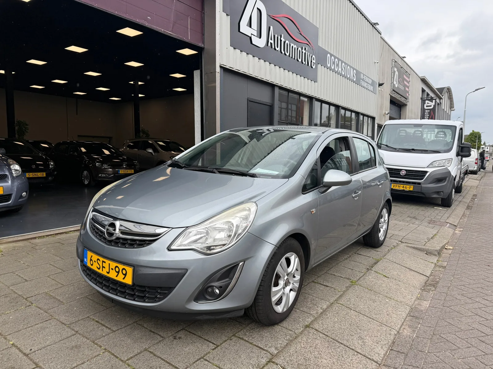 Opel Corsa (2013) — foto 1