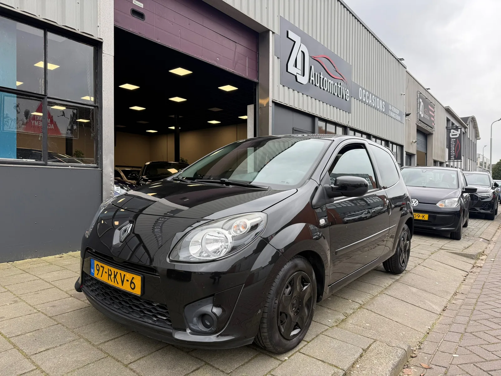 Renault Twingo (2011) — foto 1
