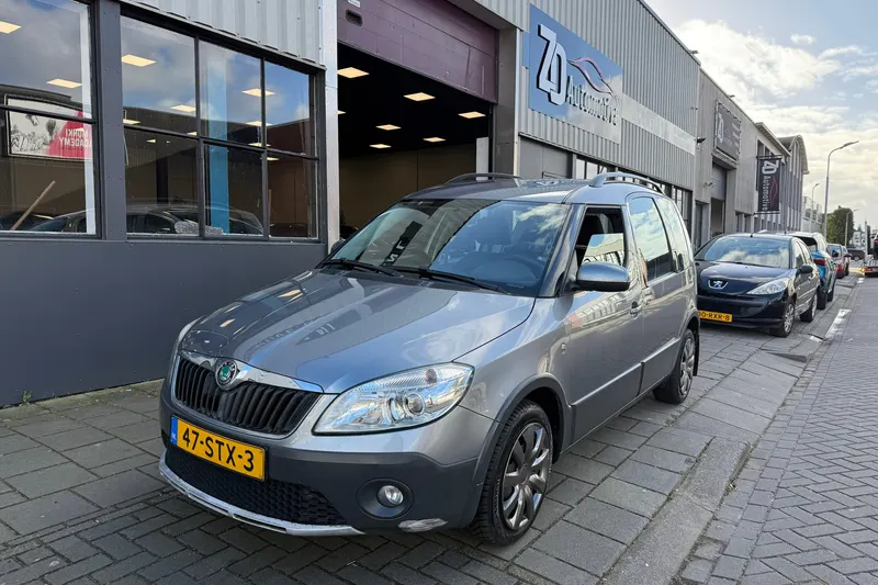 Škoda Roomster (2011)