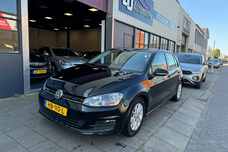 Volkswagen Golf (2015)