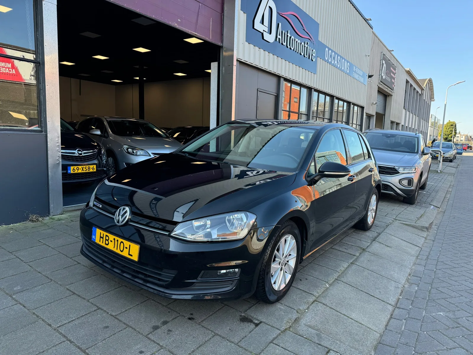 Volkswagen Golf (2015) — foto 1
