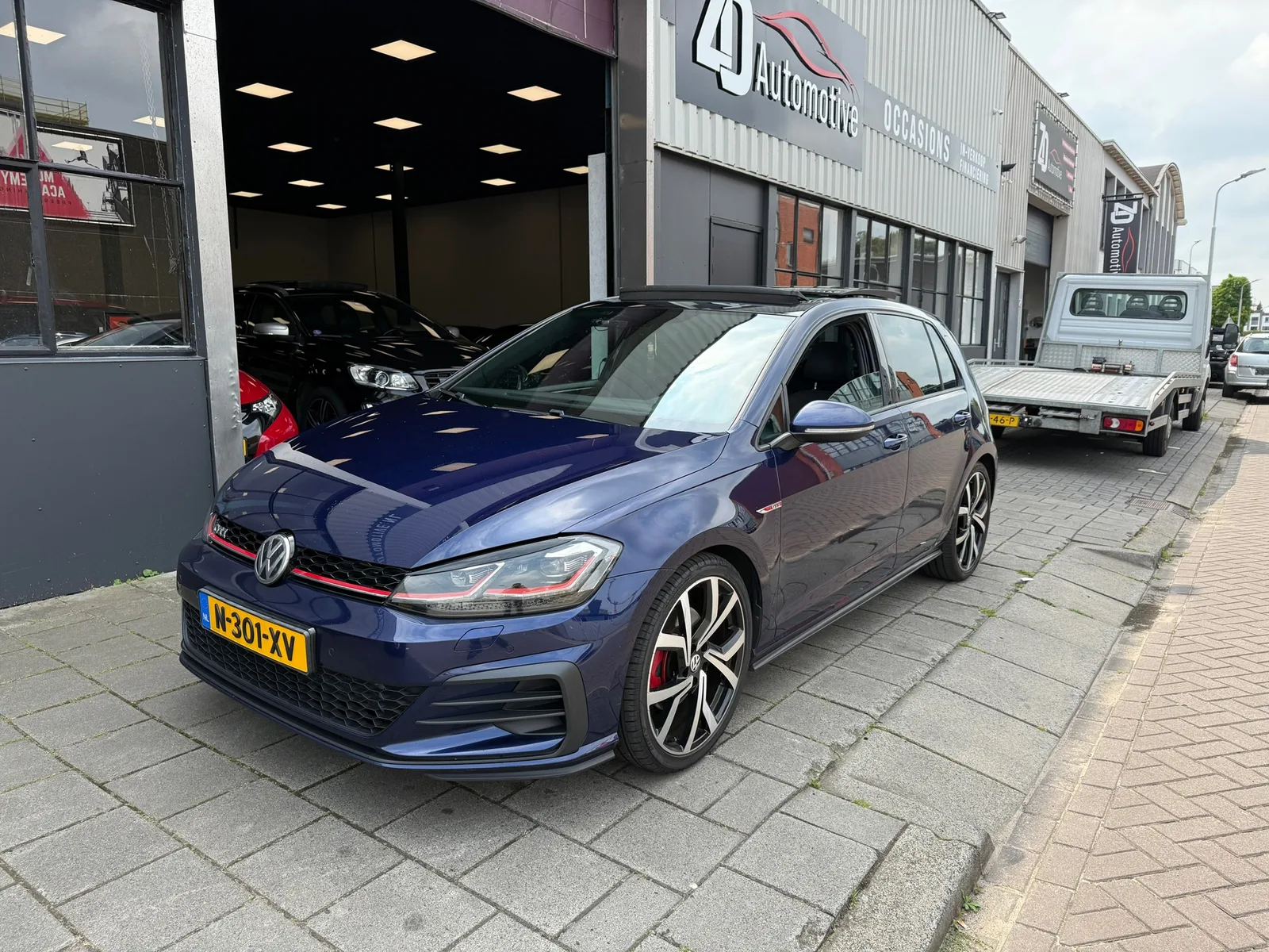 Volkswagen Golf (2017) — foto 1