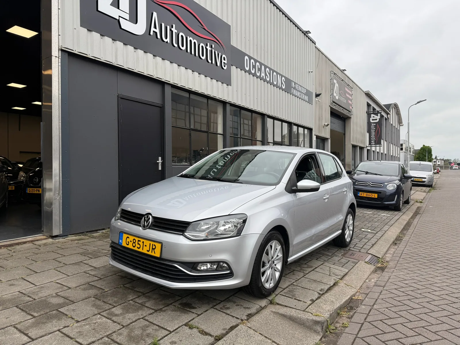 Volkswagen Polo (2014) — foto 1