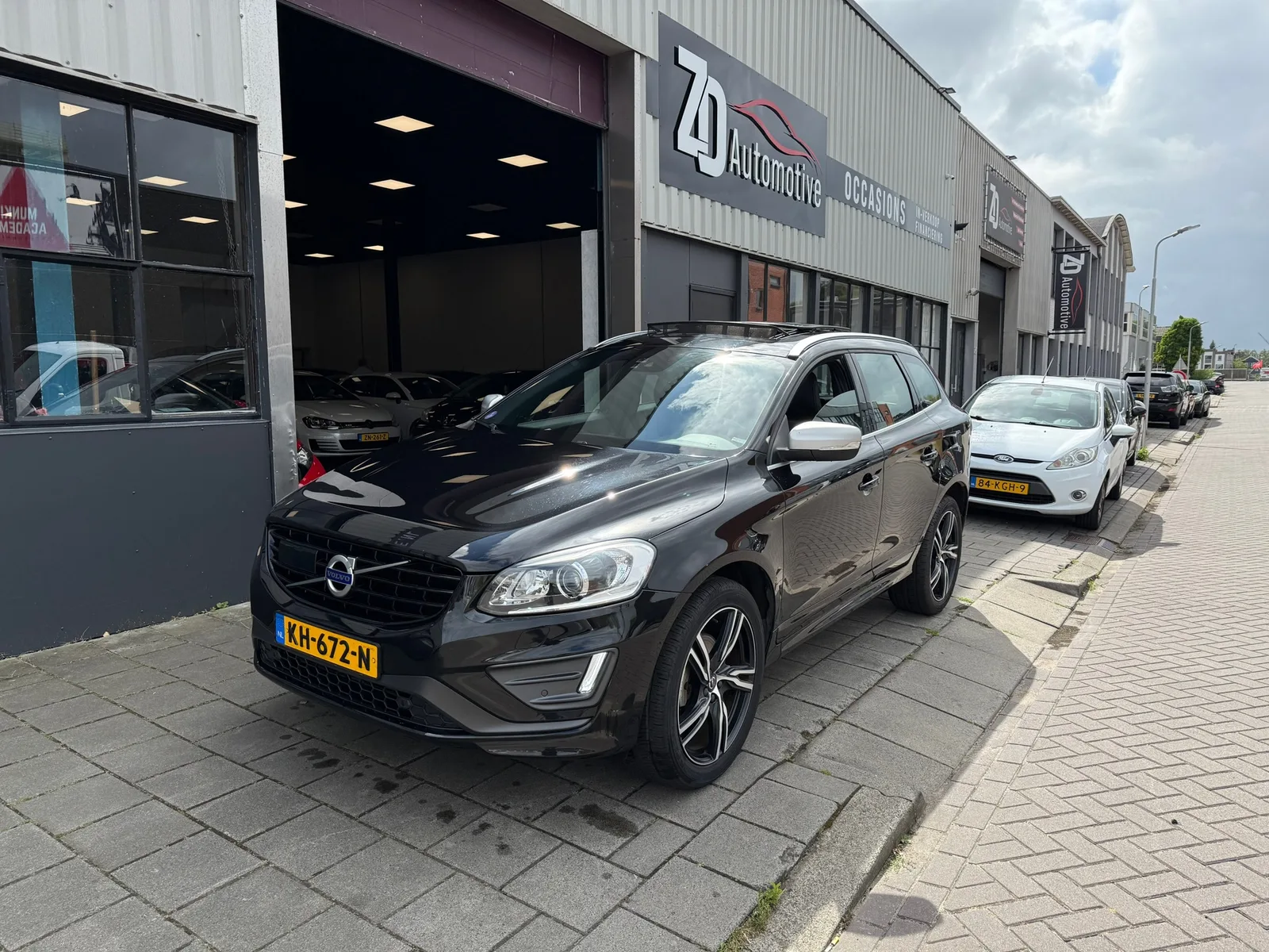 Volvo XC60 (2016) — foto 1