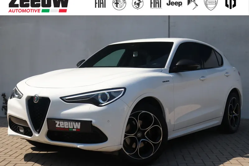 Alfa Romeo Stelvio (2022)