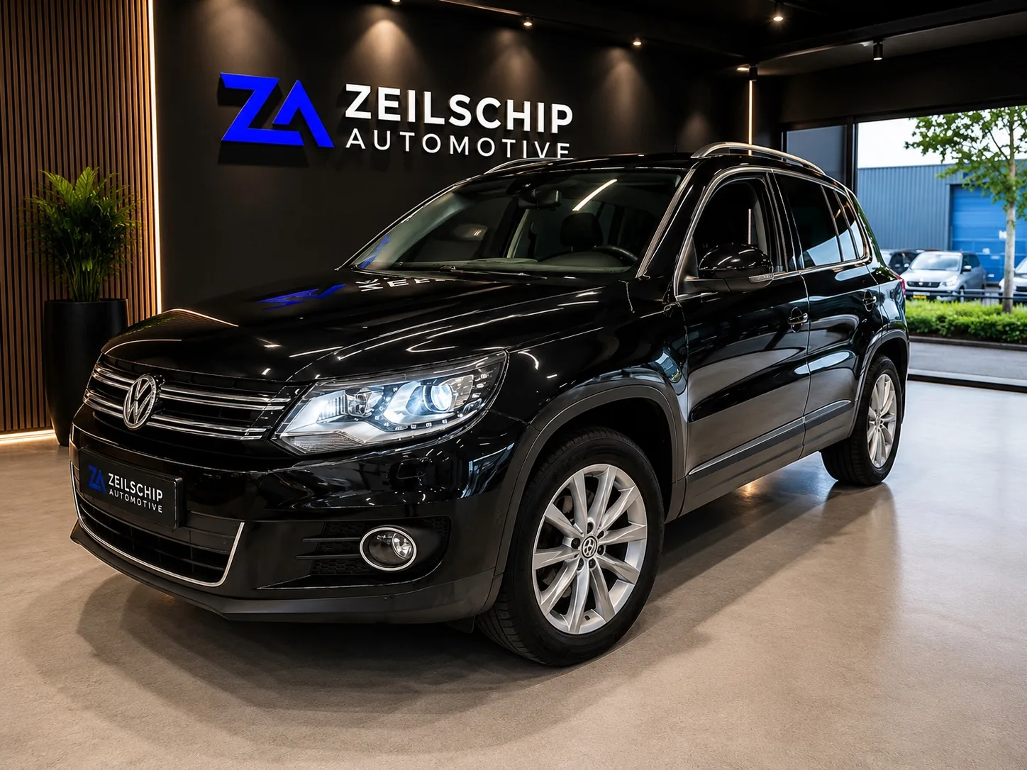 Volkswagen Tiguan (2013) — foto 1