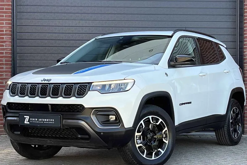 Jeep Compass (2023)