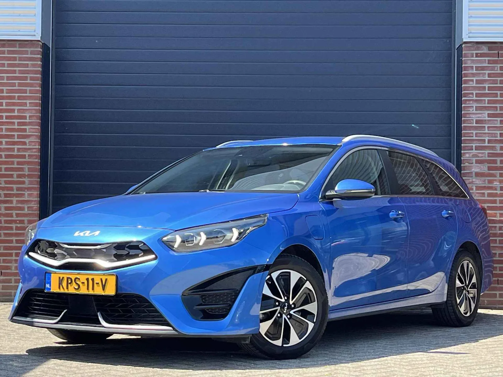 Kia Ceed (2023) — foto 1