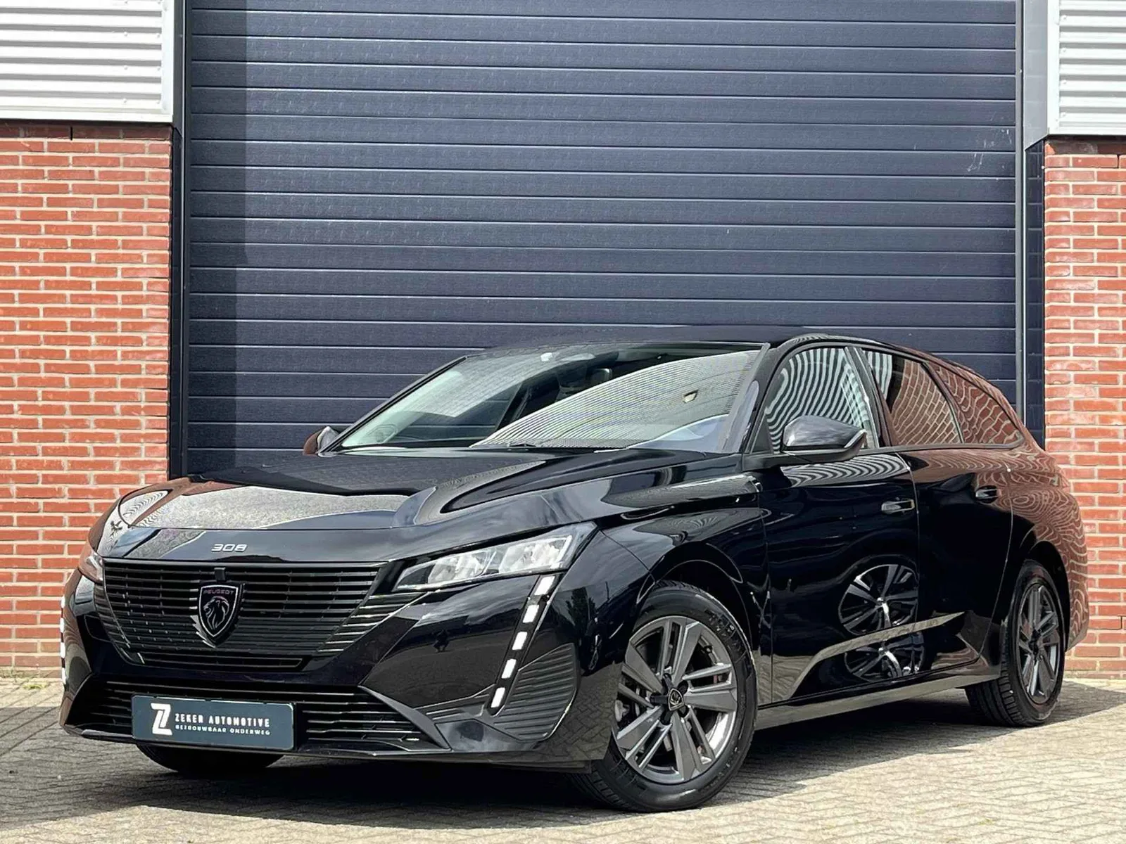 Peugeot 308 (2023) — foto 1
