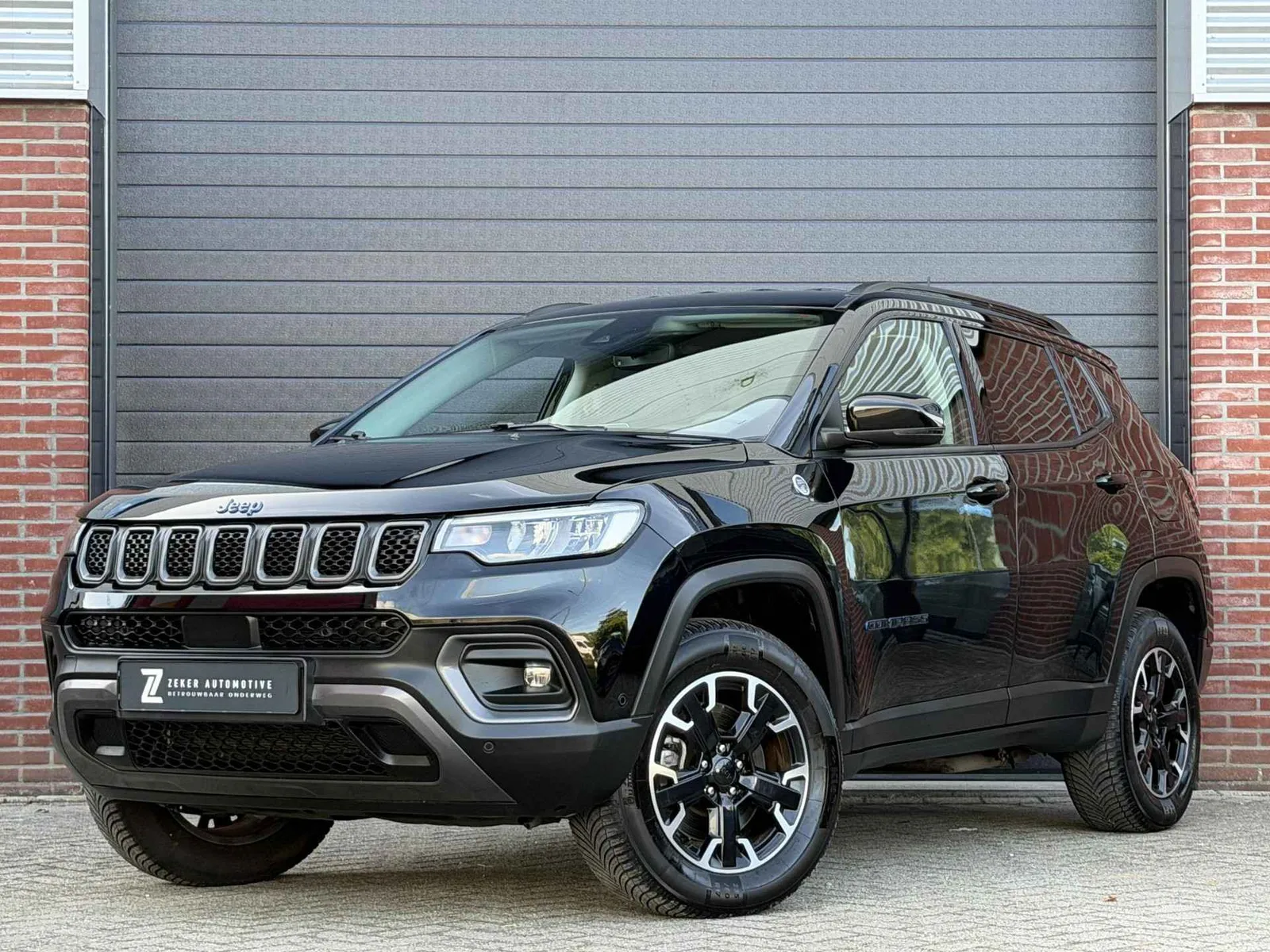 Jeep Compass (2023) — foto 1