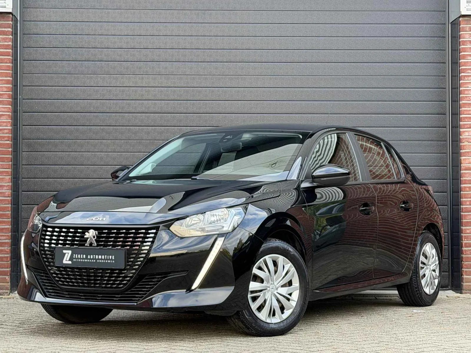 Peugeot 208 (2021) — foto 1