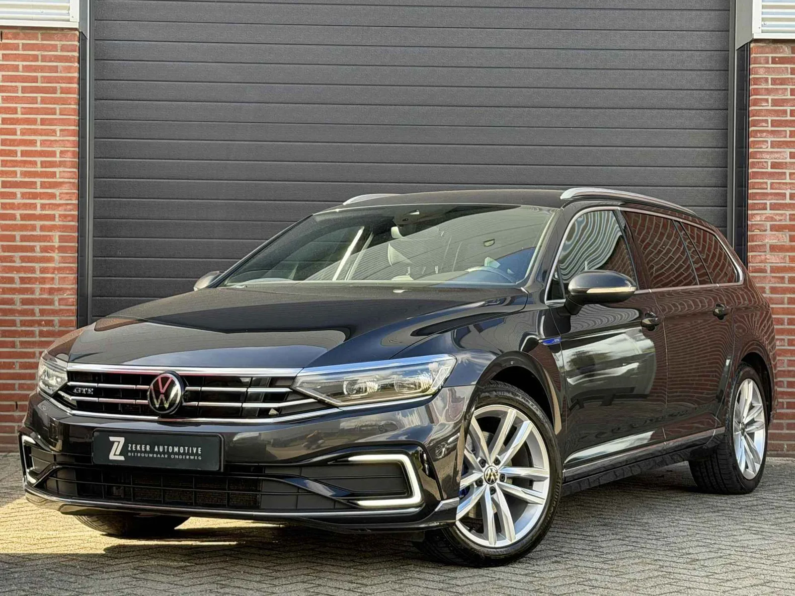 Volkswagen Passat (2020) — foto 1
