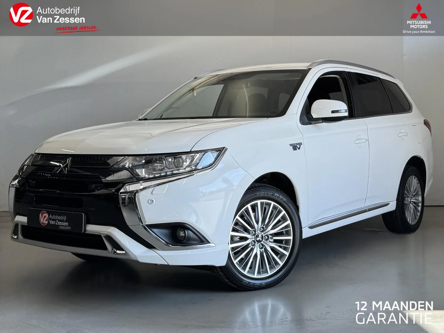 Mitsubishi Outlander (2018) — foto 1