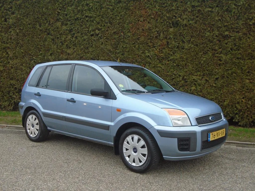 Ford Fusion (2007) — foto 1