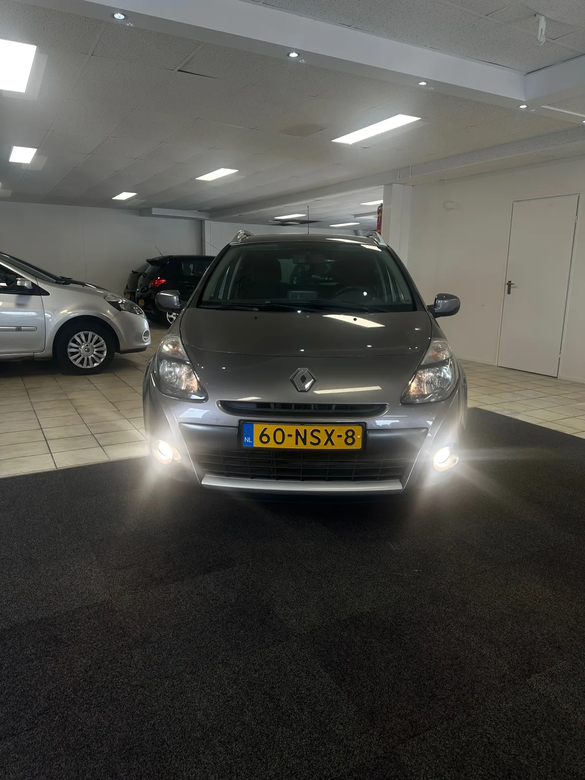 Renault Clio (2010) — foto 1