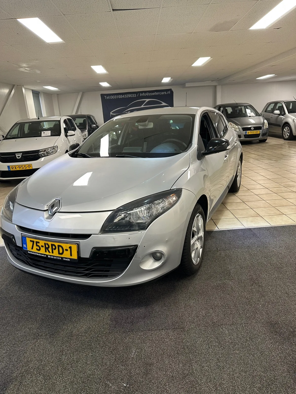 Renault Mégane (2011) — foto 1