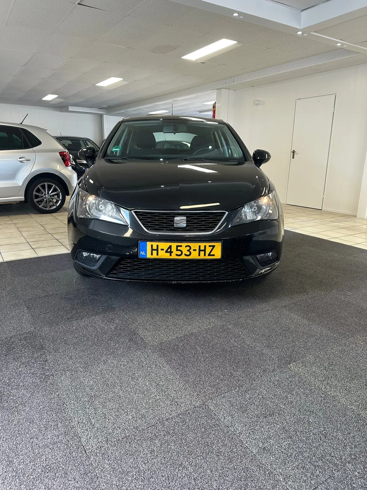 SEAT Ibiza (2013) — foto 1