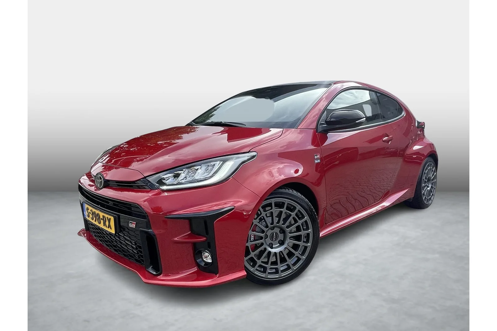 Toyota Yaris (2022) — foto 1