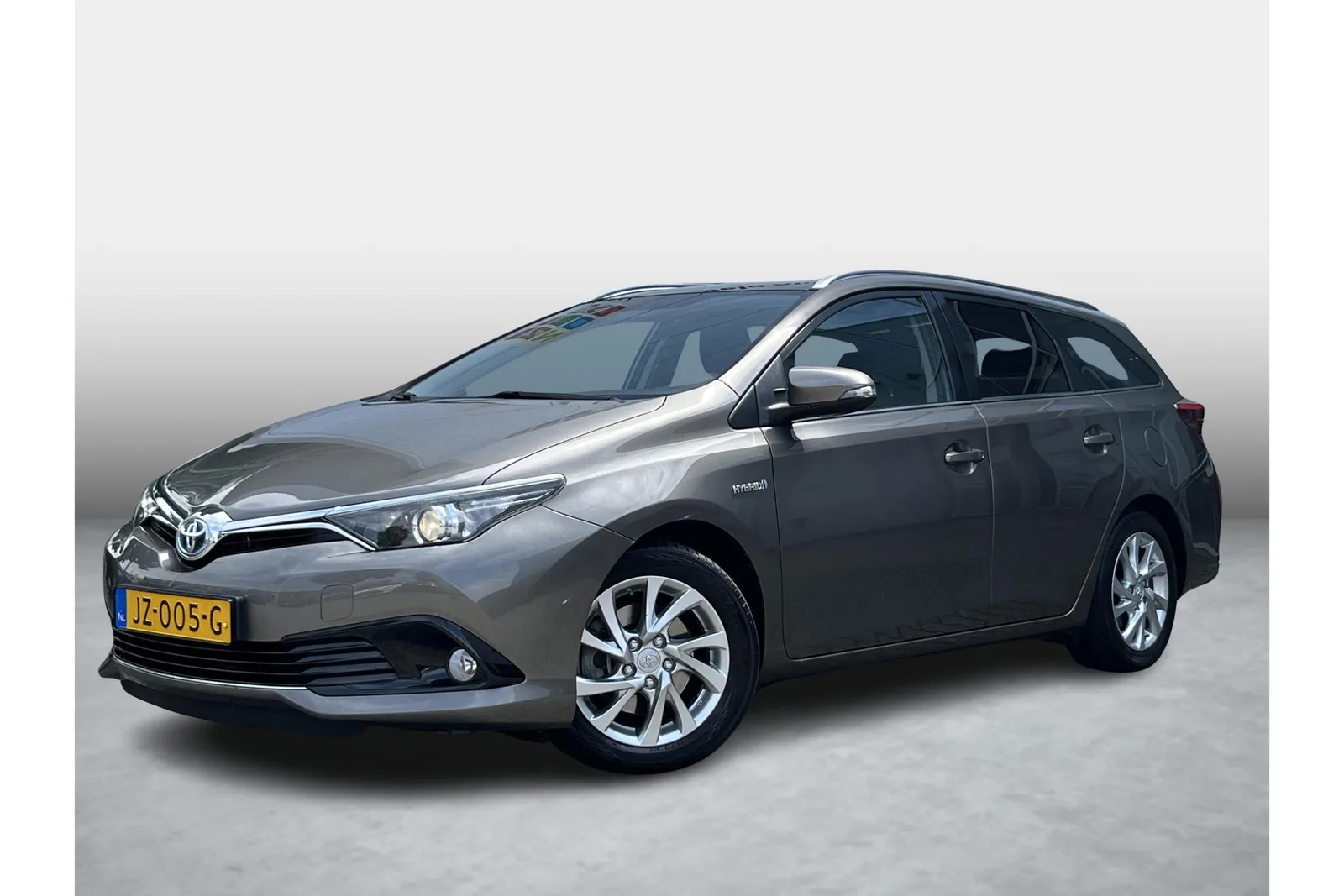 Toyota Auris (2016) — foto 1